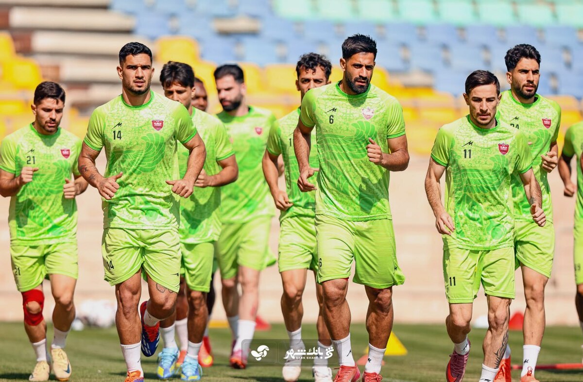 پرسپولیسی ها دو دسته شدند!