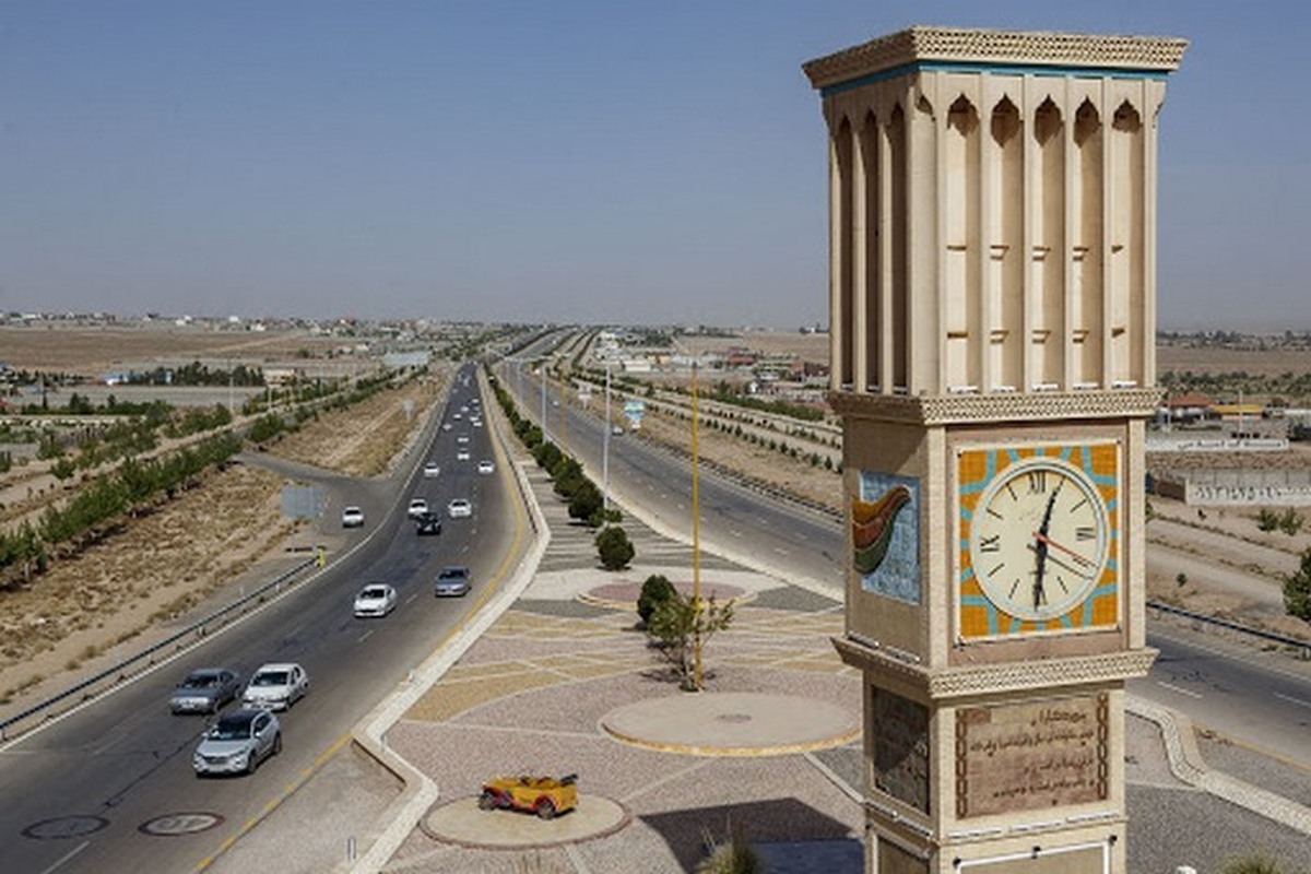 صدور سند نیروگاه خورشیدی هفت‌باغ علوی کرمان به مساحت ۱۴۷ هزار متر مربع