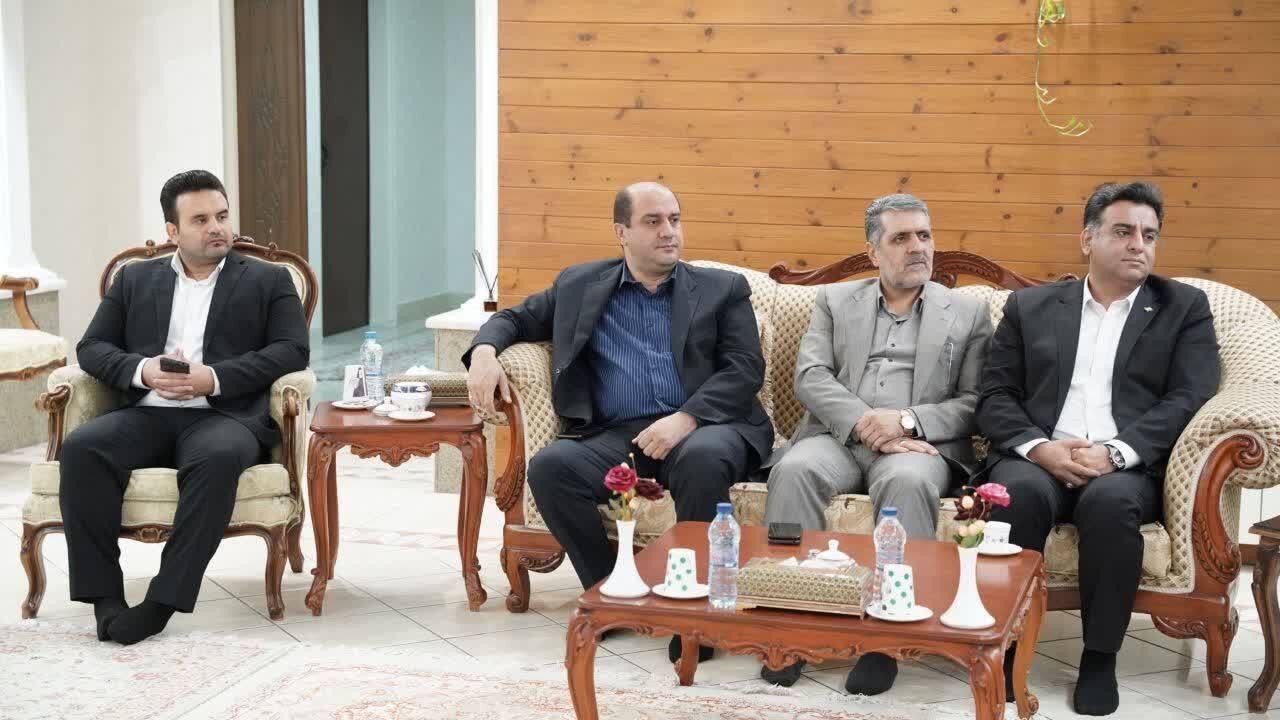 الیاس حضرتی به قزوین سفر کرد الیاس حضرتی به قزوین سفر کرد