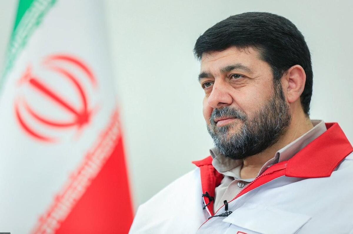 پیرحسین کولیوند به مدت ۴ سال به عنوان رئیس جمعیت هلال‌احمر منصوب شد