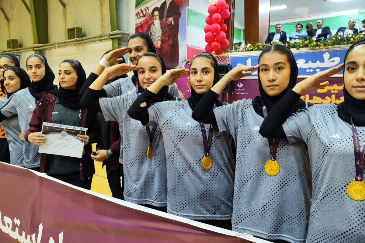 تهران با غلبه بر یزد قهرمان مسابقات هندبال دختران المپیاد استعدادهای برتر کشور در یاسوج شد