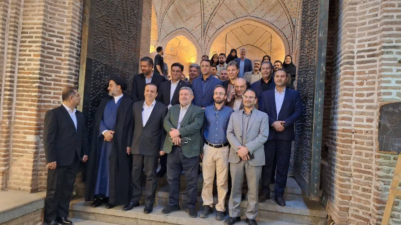 رئیس جمهور بزودی خبرهای خوبی از بهبود وضعیت اقتصادی خواهند داد 