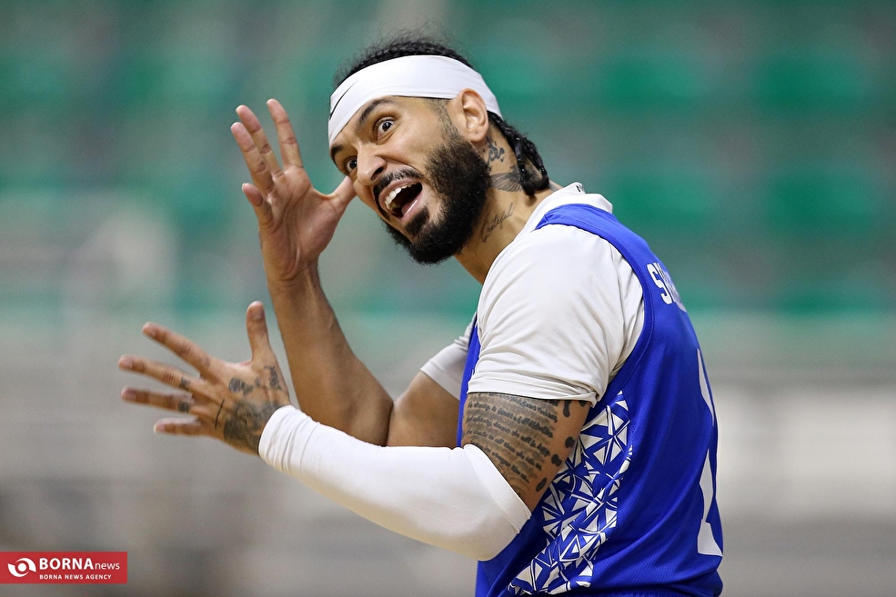 دیدار تیم های بسکتبال گلنور - پالایش نفت آبادان