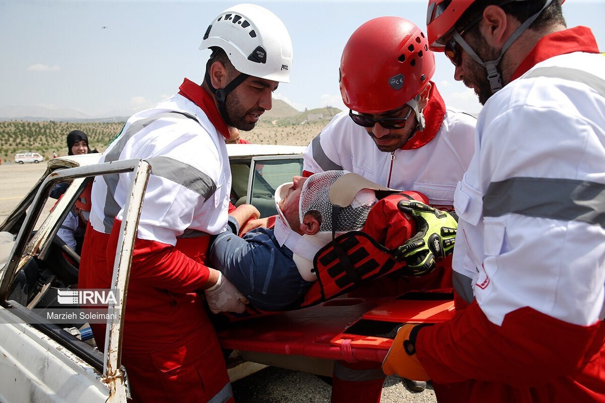 ۷۳۳ حادثه و امدادرسانی به ۹۷۹ نفر در یک هفته توسط هلال‌احمر