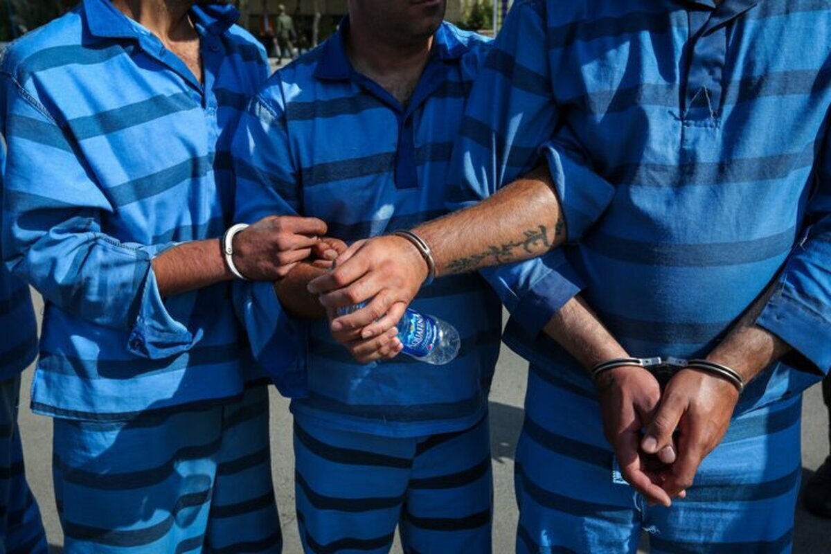 بازداشت اراذل و اوباش مسلح محله مهرآباد تهران