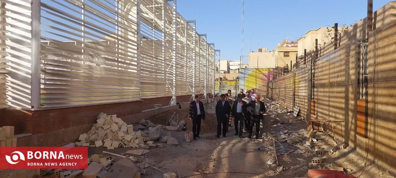 بازدید میدانی استاندار قم از ورزشگاه تختی