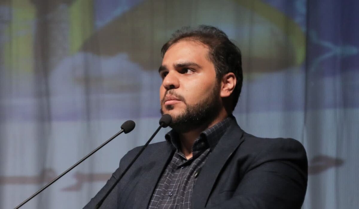 آغاز به کار دفتر مجمع جوان ستایشگر در فضای اشتراکی خانه جوانان شهدای دروازه ری قم