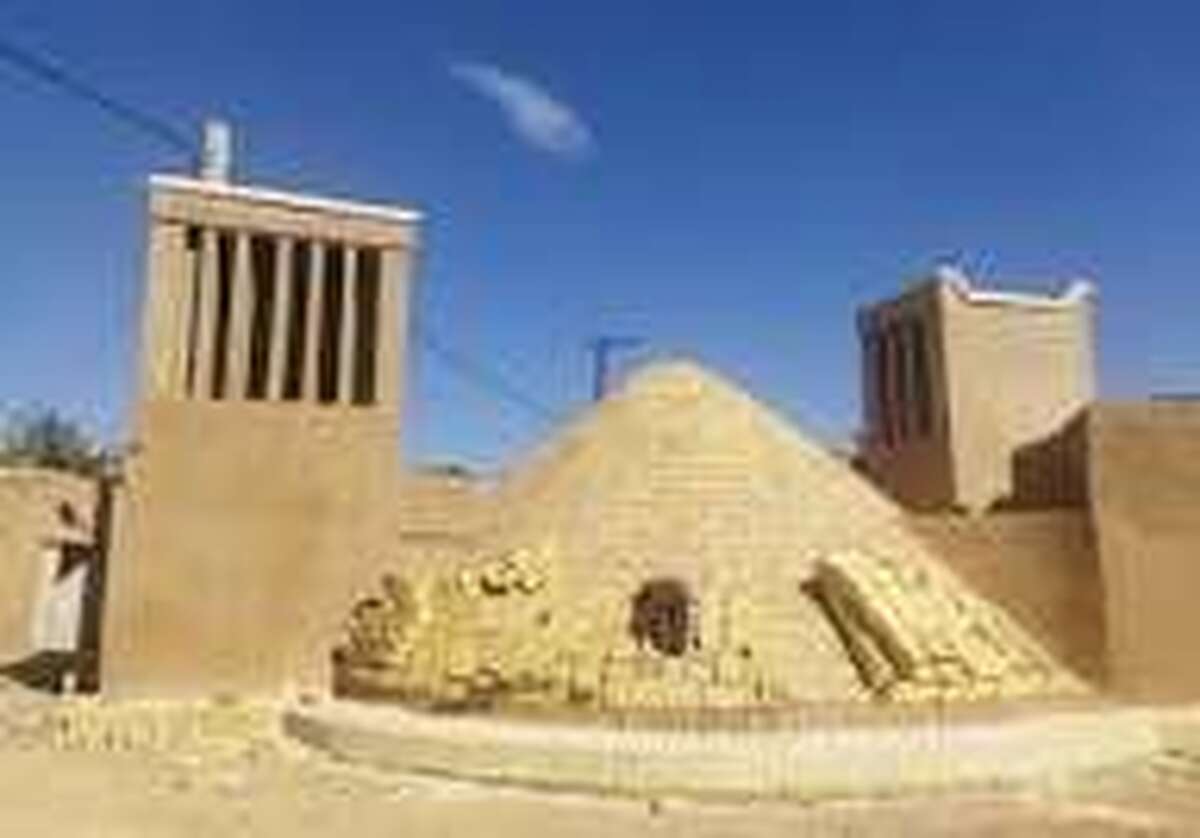 مدیریت بحران فرمانداری کاشان: آبگیری آب انبارهای کاشان در راستای برنامه های پدافند غیرعامل است