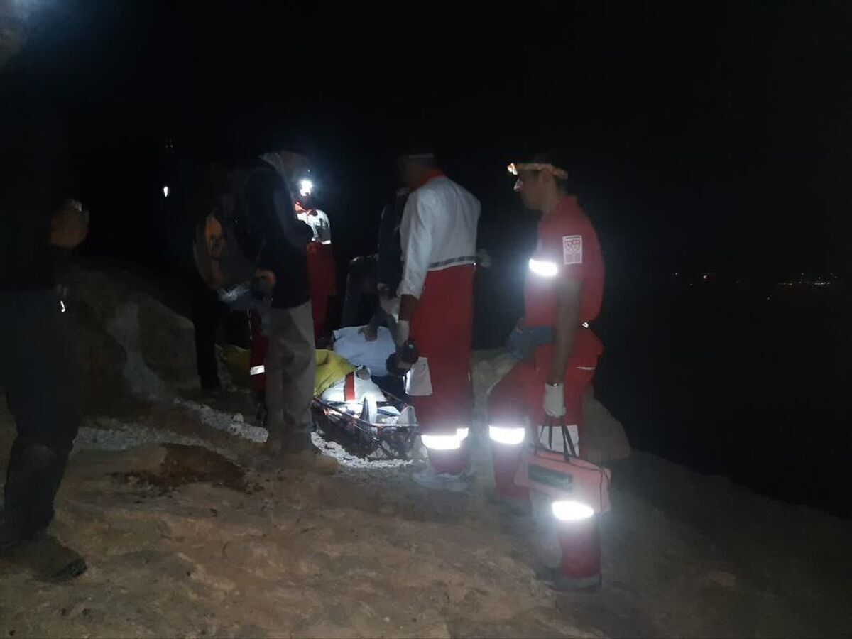 نجات کوهنوردان ناشنوا پس از ۱۷ ساعت عملیات در بیرمی + فیلم