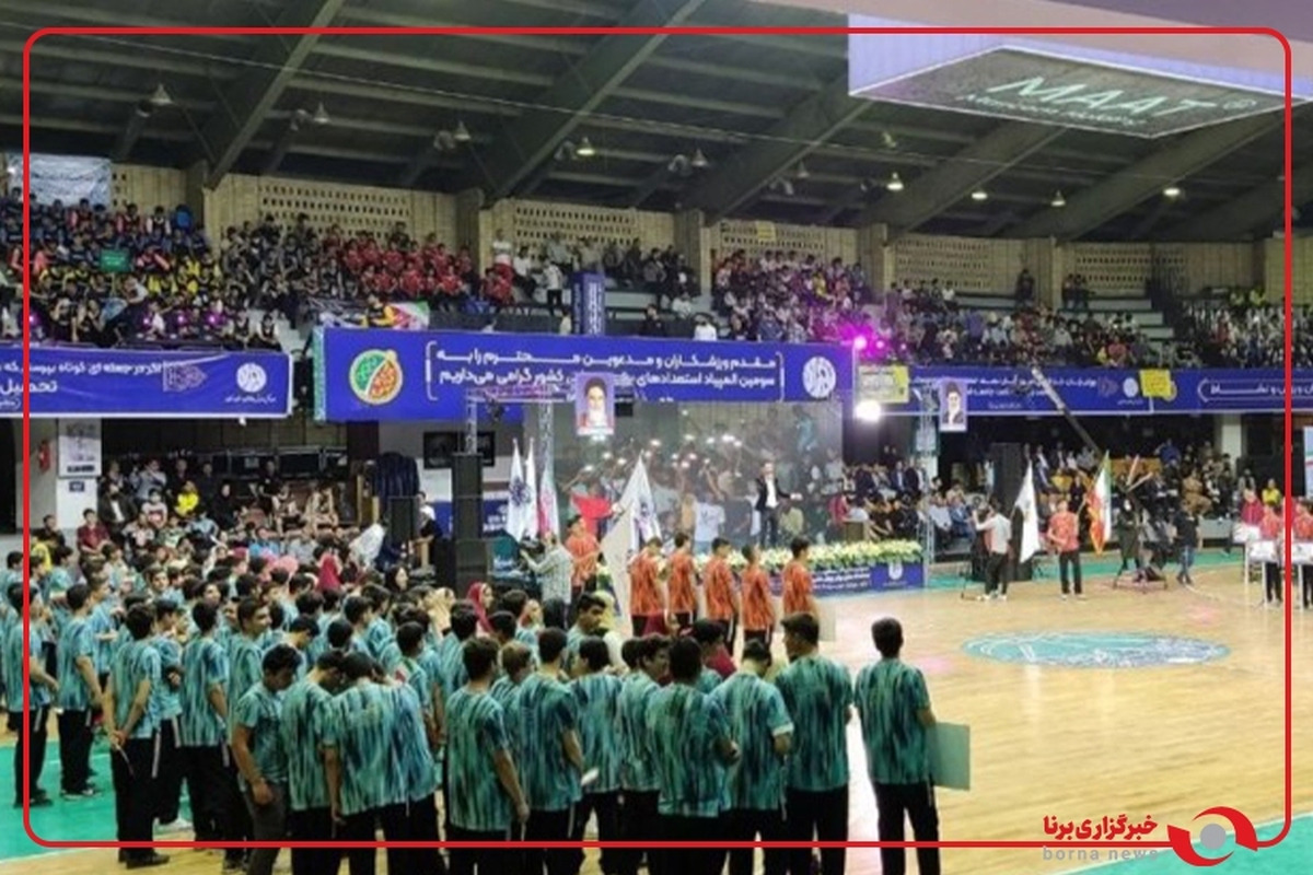 برگزاری رژه ورزشکاران در مراسم افتتاحیه المپیاد استعدادهای برتر پسران کشور