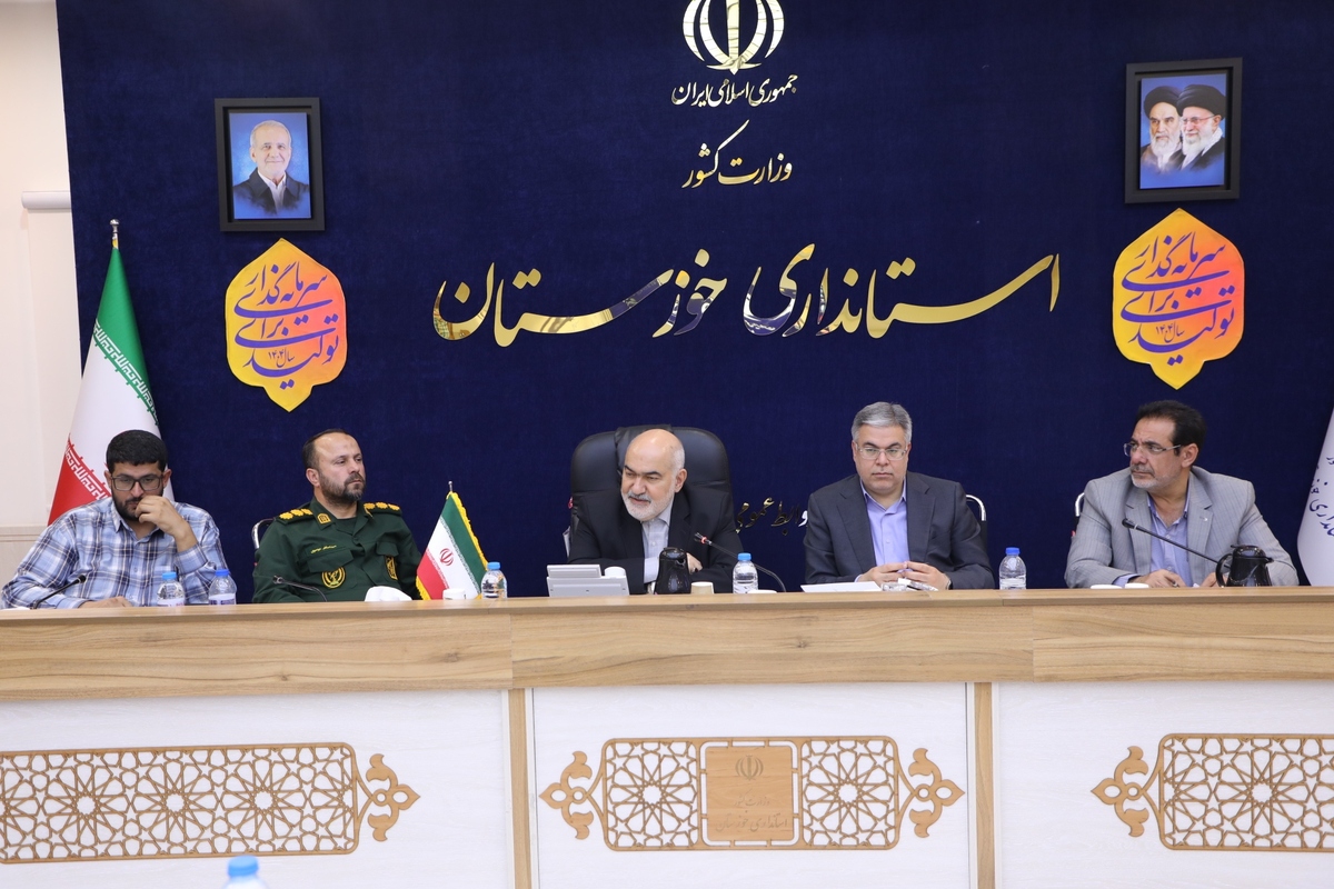 استاندار خوزستان: گروه‌های جهادی موتور محرکه انقلاب هستند