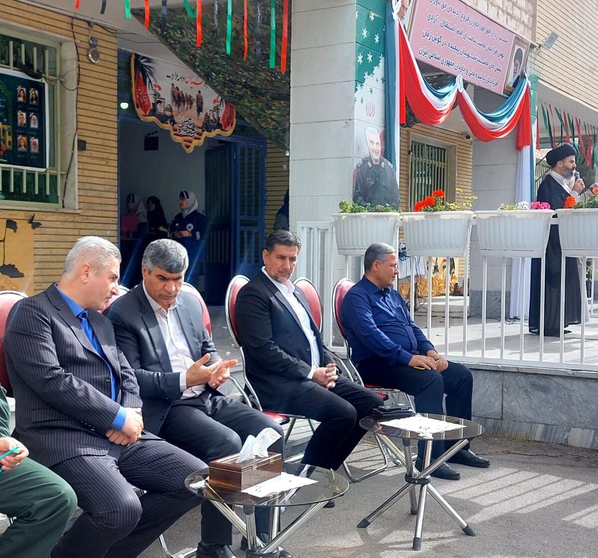 سرویس فرهنگیان پردیس هنوز بلاتکلیف است