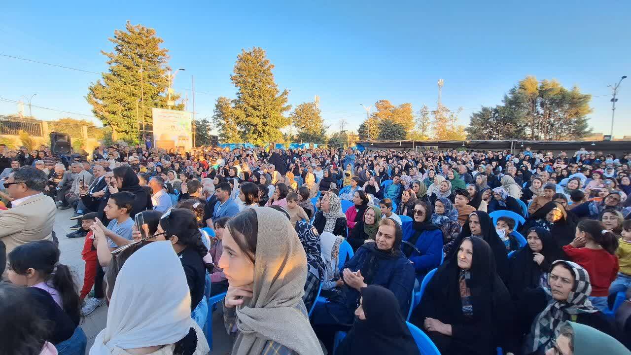 راه اندازی بازارچه دائمی محصولات کشاورزی و صنایع دستی در تاکستان ضروری است
