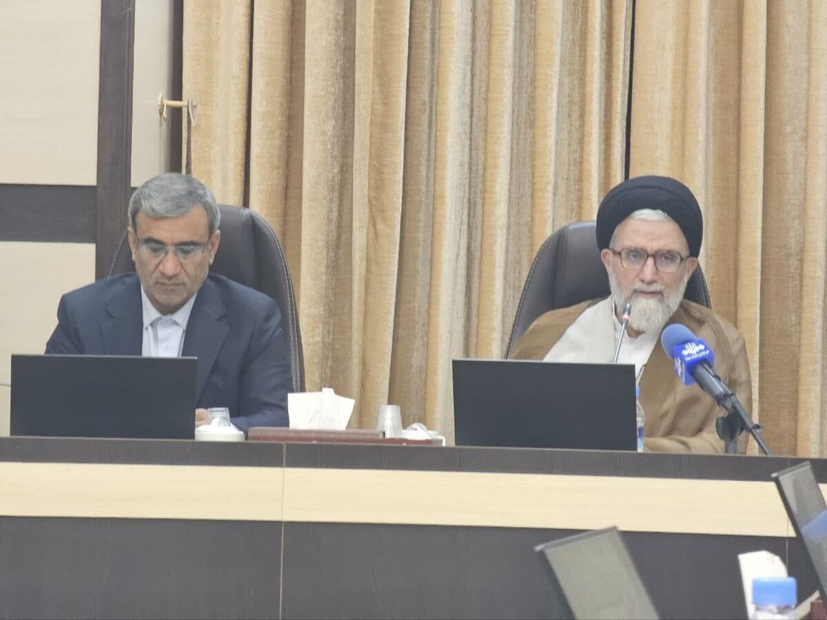 تصور حل مشکلات کشور با غنی سازی صفر، ساده انگاری است 