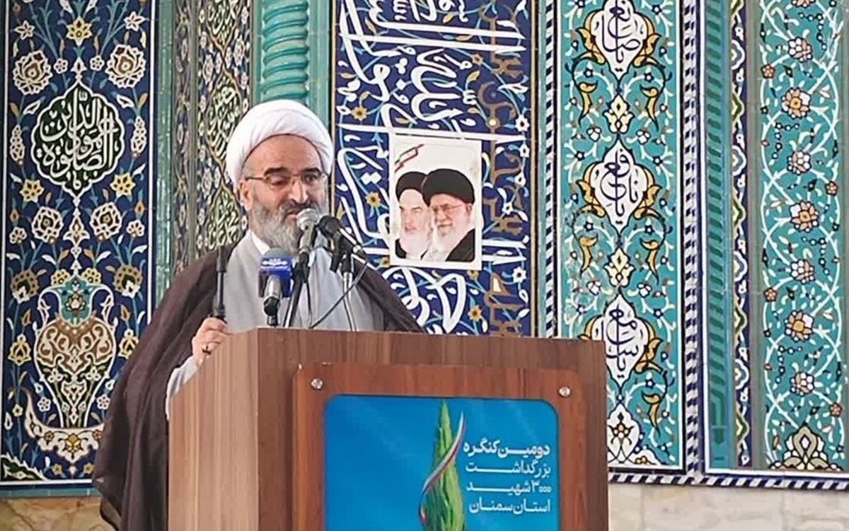 جمهوری اسلامی ایران به هیچ عنوان صنعت هسته‌ایِ صلح‌آمیز را تعطیل نمی‌کند