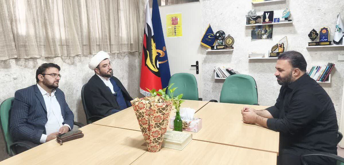 هم‌افزایی آستان حضرت فاطمه معصومه (س) و سازمان بسیج هنرمندان قم