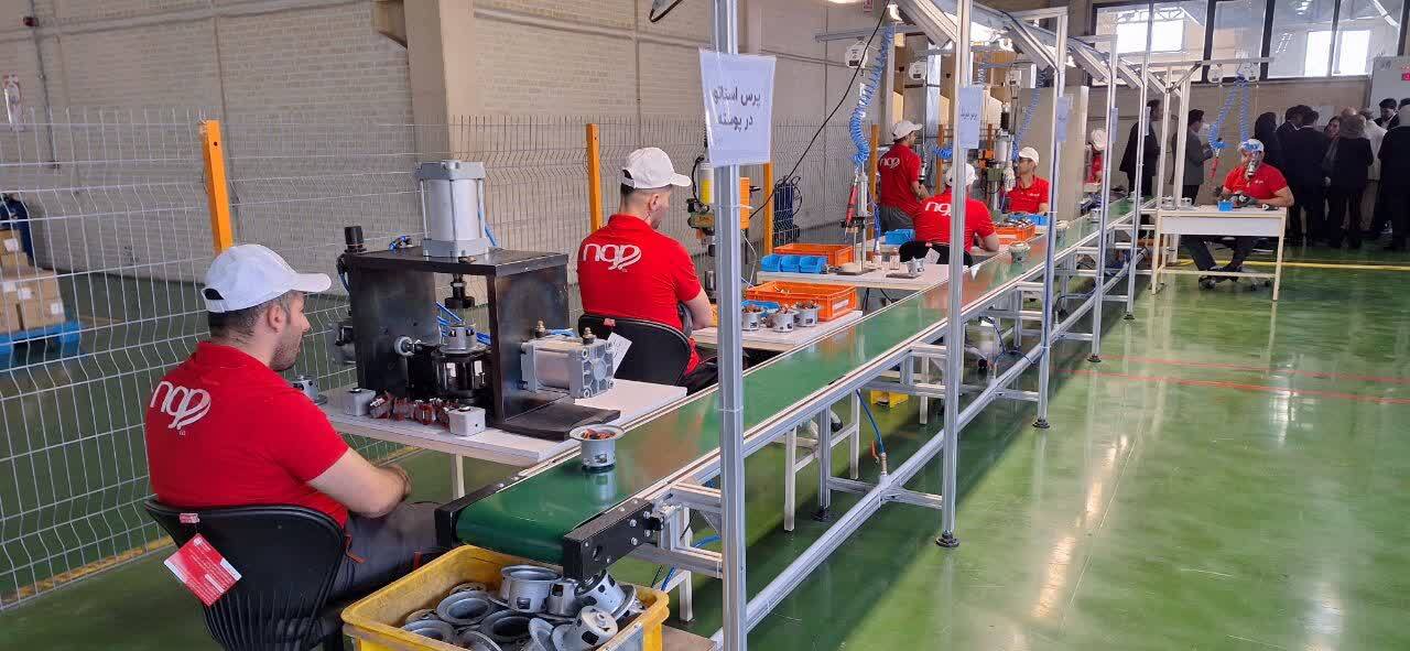 گام بلند شرکت گلدیران در مسیر خودکفایی/ تولید موتور جاروبرقی کلید خورد گام بلند شرکت گلدیران در مسیر خودکفایی/ تولید موتور جاروبرقی کلید خورد