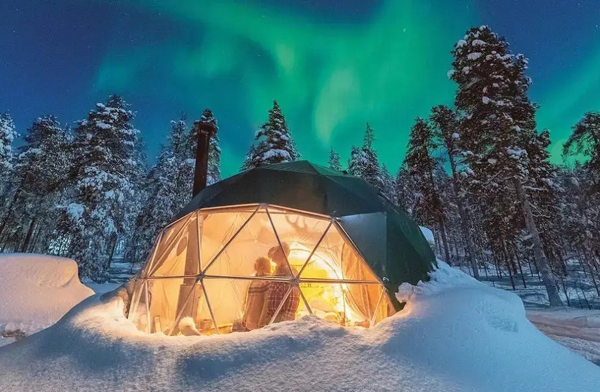 شفق قطبی روسیه در چه تاریخی رخ می‌دهد؟