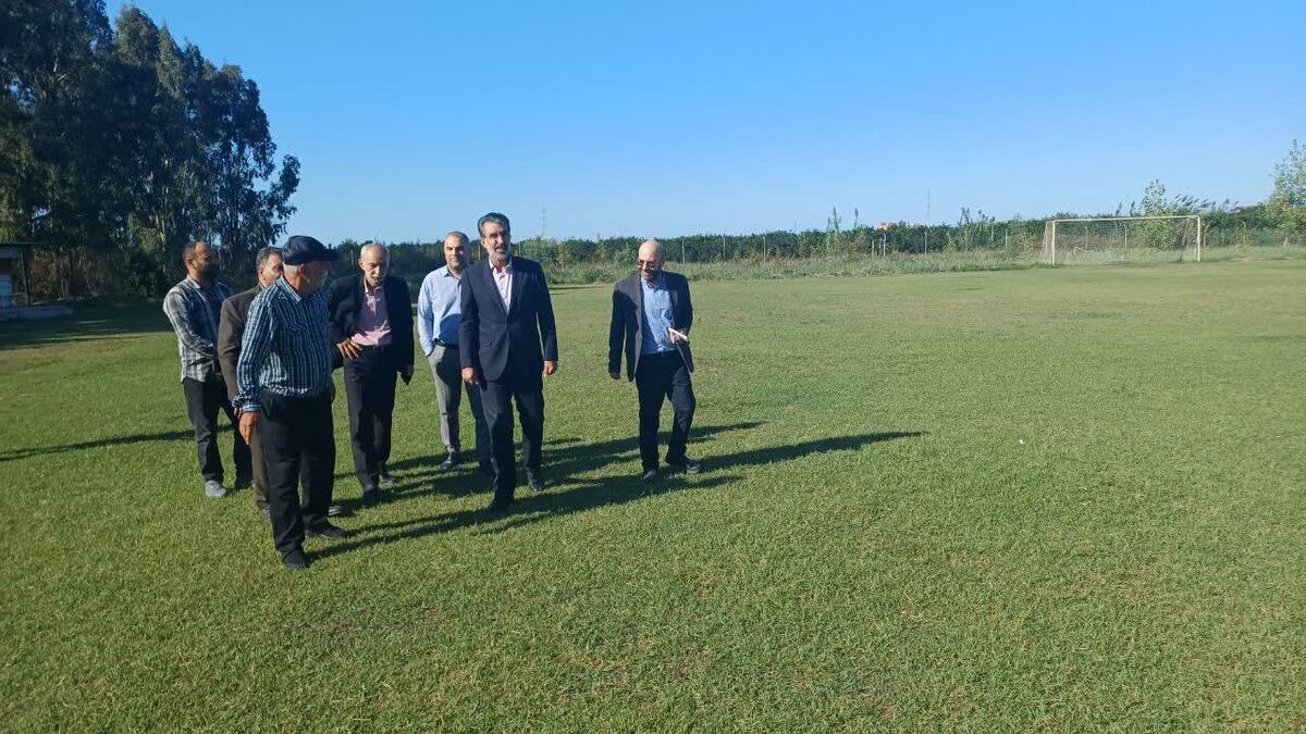 بازدید مدیرکل ورزش و جوانان از اماکن ورزشی زاغمرز شهرستان بهشهر