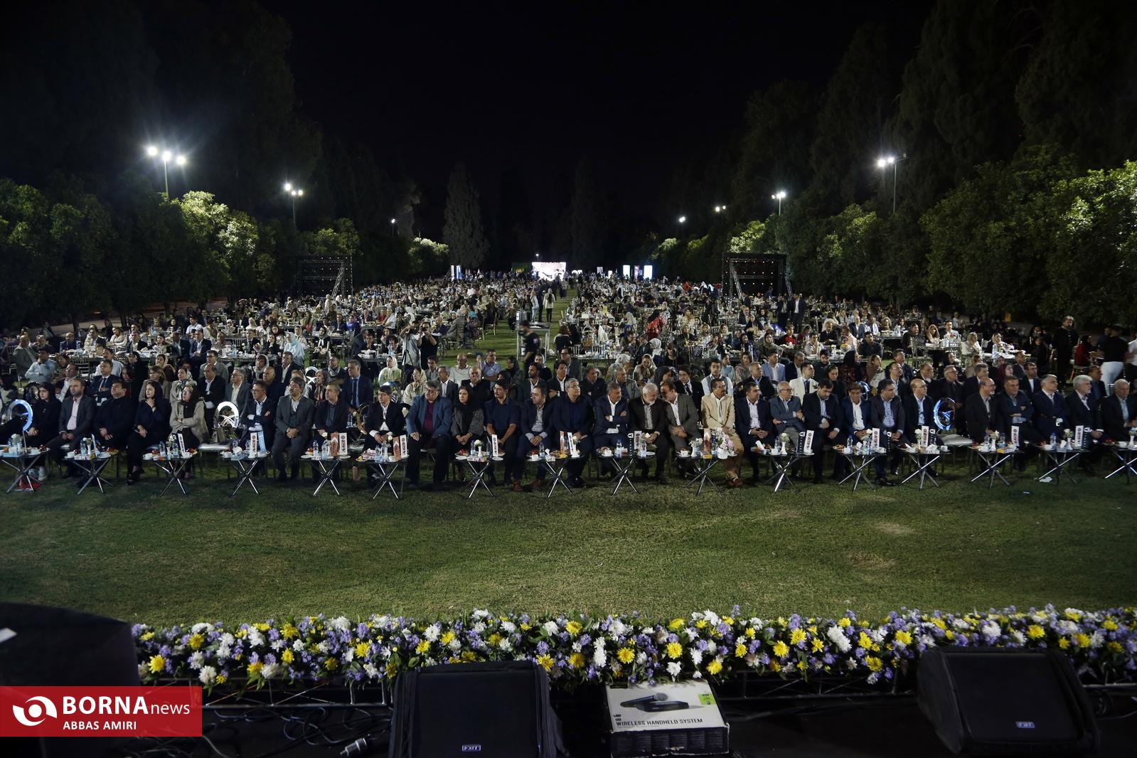 تقدیر از پزشکان برگزیده ملی و استانی در شیراز