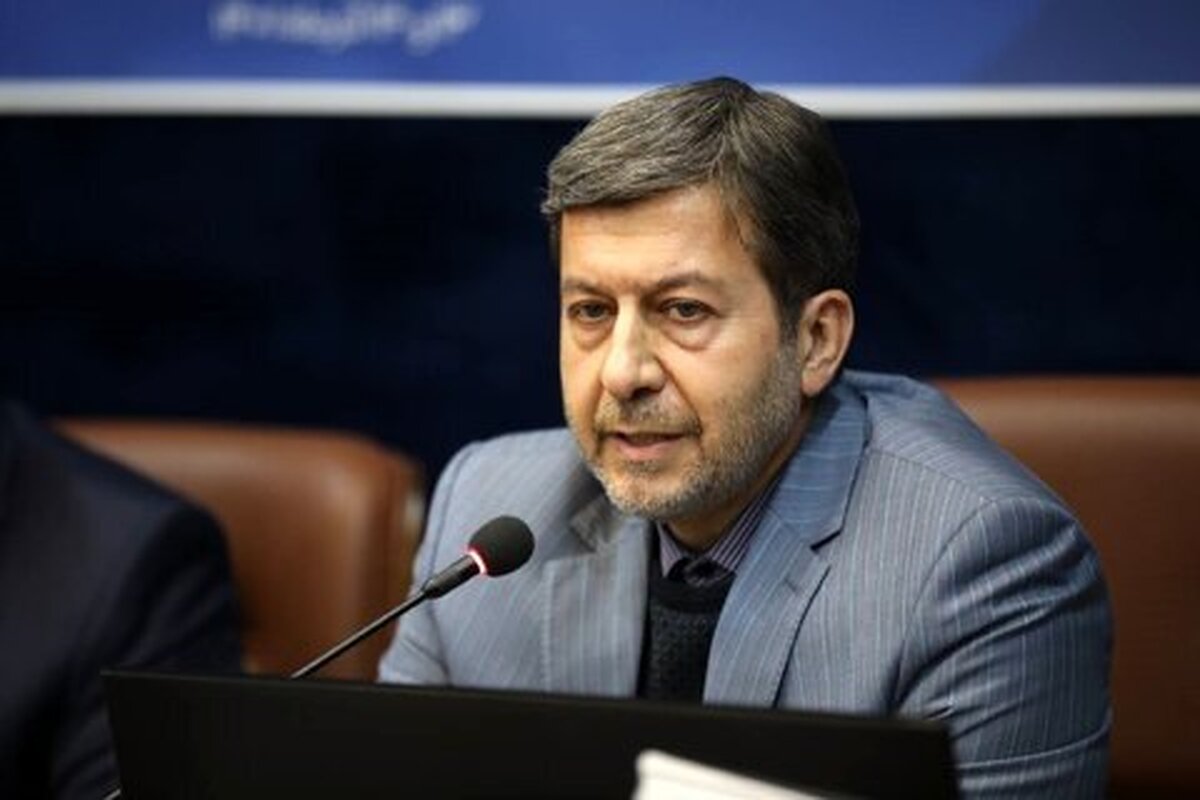 استاندار اصفهان: تقویت ناوگان رباتیک و پهپادی آتش‌نشانی، الگویی برای ایران قوی است