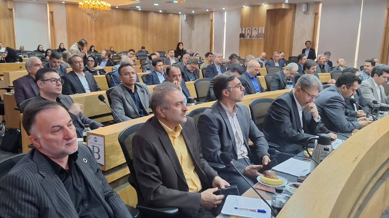 عبدیان: آماده راه اندازی بورس محصولات کشاورزی در اتاق بازرگانی قزوین هستیم 