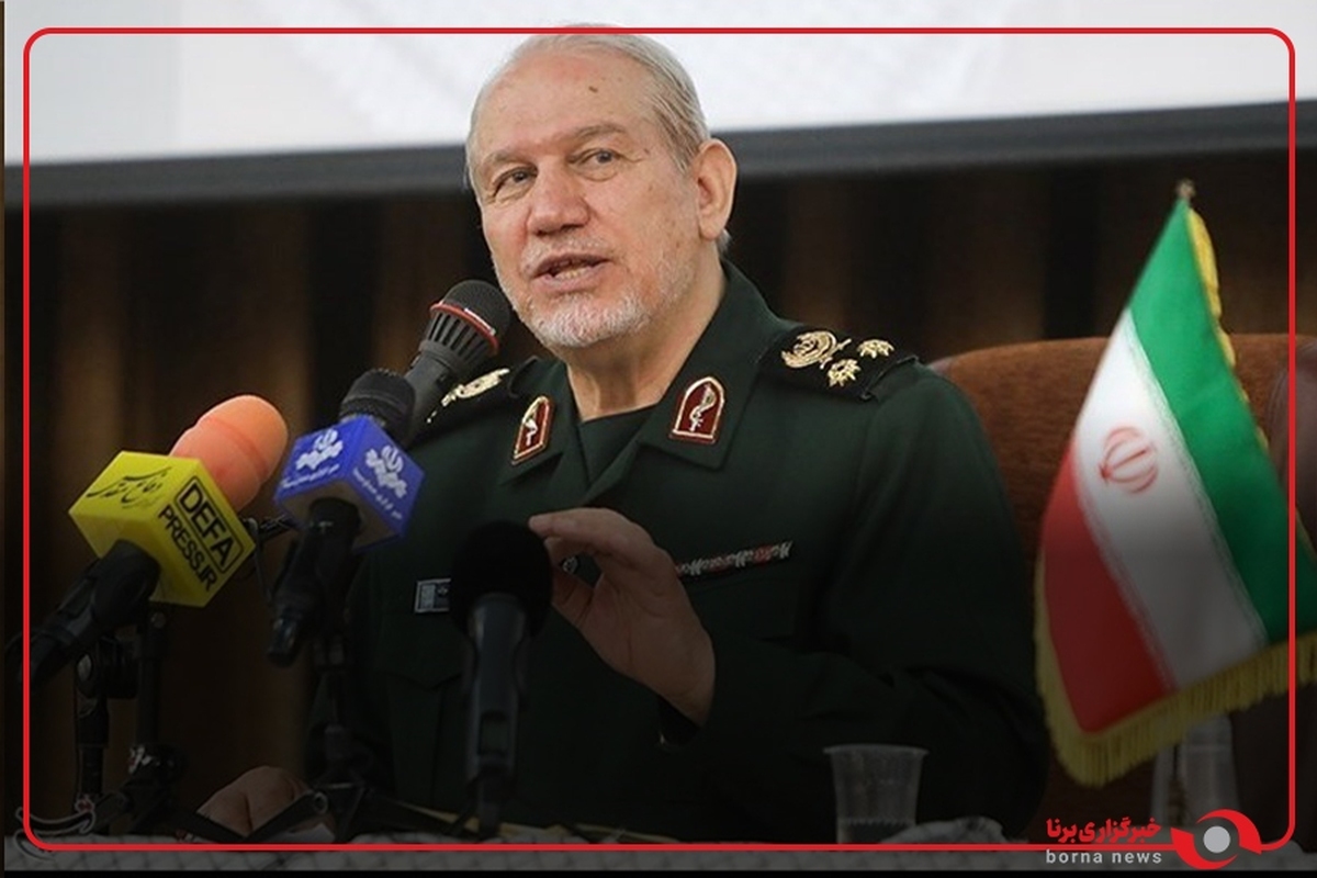 سرلشکر رحیم صفوی: آمریکا می‌خواهد آرام آرام منطقه را ترک کند و به سمت شرق آسیا برود