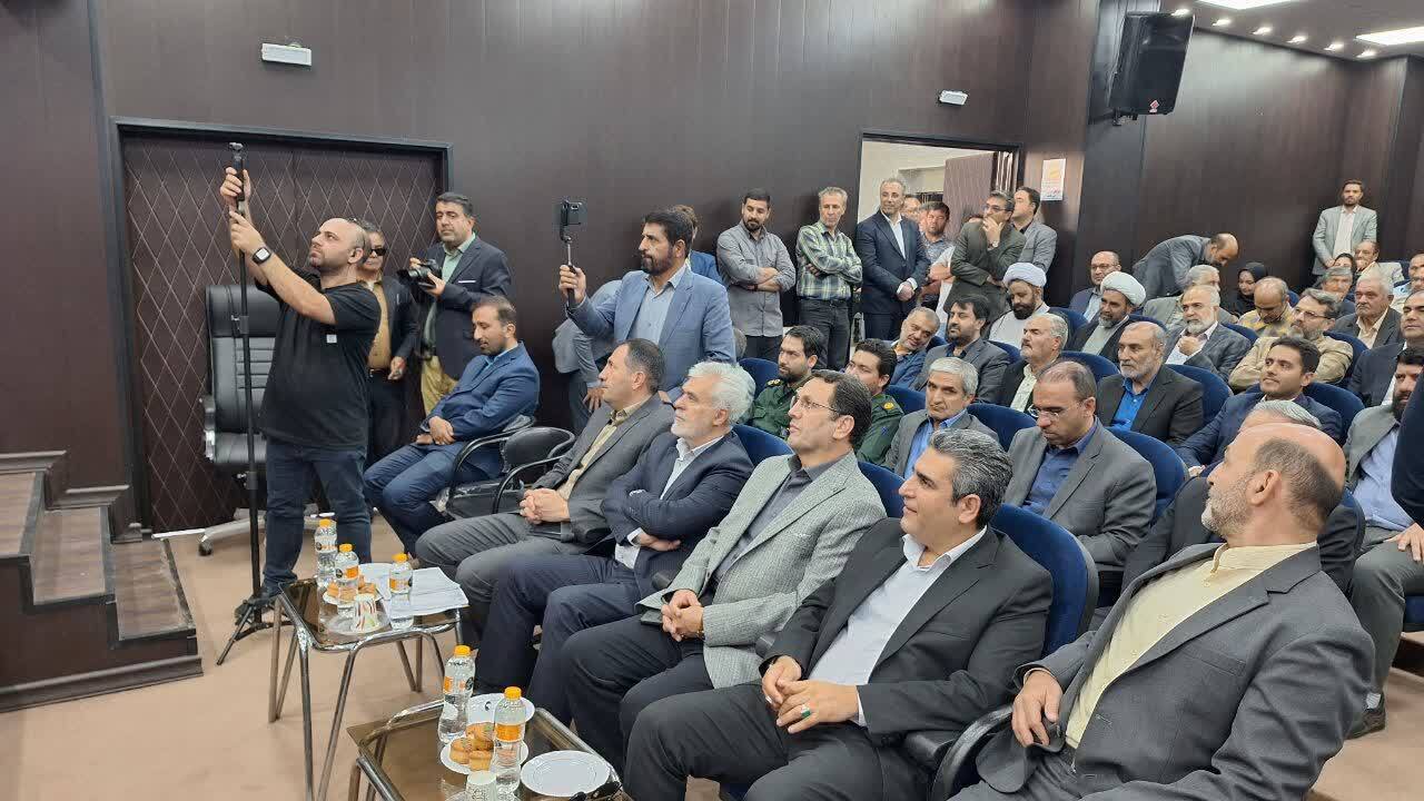 خدمت به مردم حرکت در مسیر شهداست 