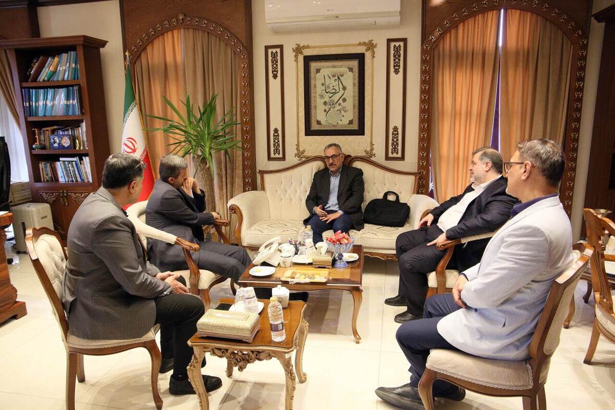 طرح‌ریزی برای جهش اقتصادی اصفهان/ استاندار و لیلاز بر سر میز توسعه قطار سریع‌السیر تهران–اصفهان