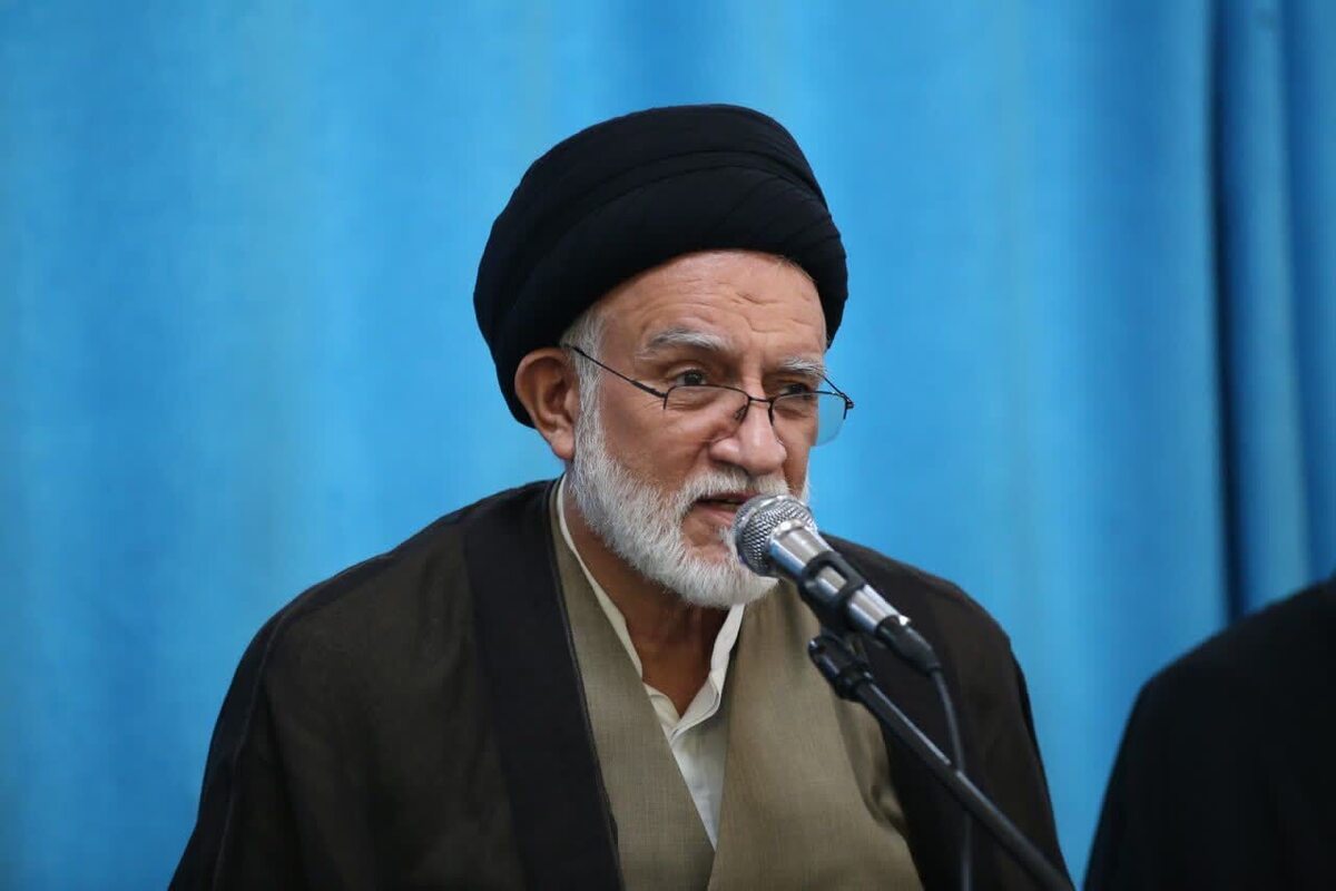 نباید اختلافات مانع اتحاد نیروهای انقلابی شود / دعوت به وحدت نیروهای انقلابی در آستانه انتخابات شورای شهر شیراز