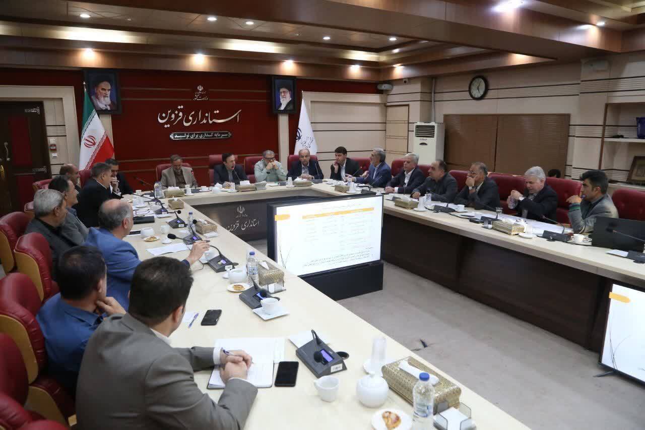 مردم استان قزوین بایستی از منافع اقتصادی معادن برخوردار شوند