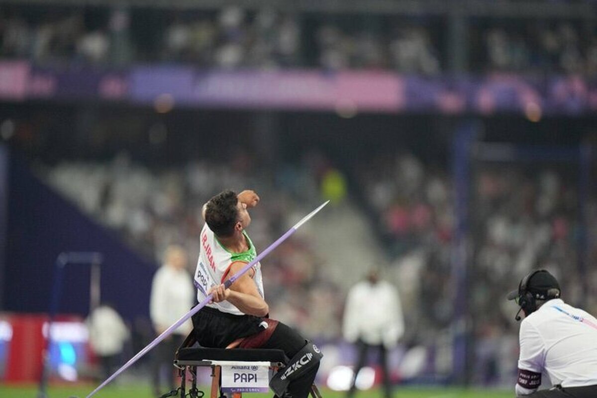 رقابت‌های جهانی پارادوومیدانی/ پاپی مدال برنز را به گردن آویخت