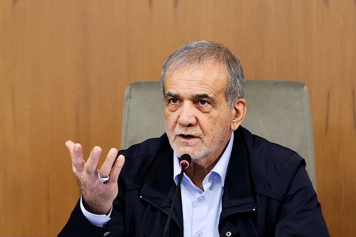 پزشکیان: کشور برای مواجهه با هر شرایطی آماده است