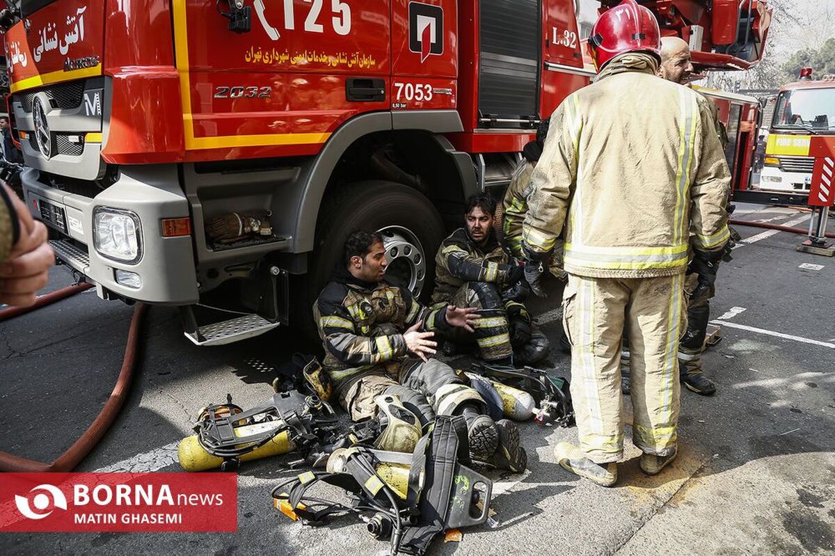 روز قهرمانان آتش نشان در خط مقدم نجات مردم