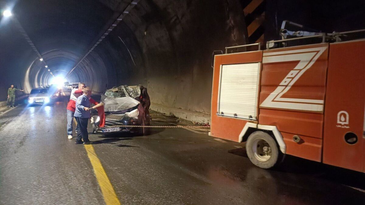 وقوع تصادف زنجیره‌ای در محور مریوان-سنندج/ یک کشته و پنج مصدوم