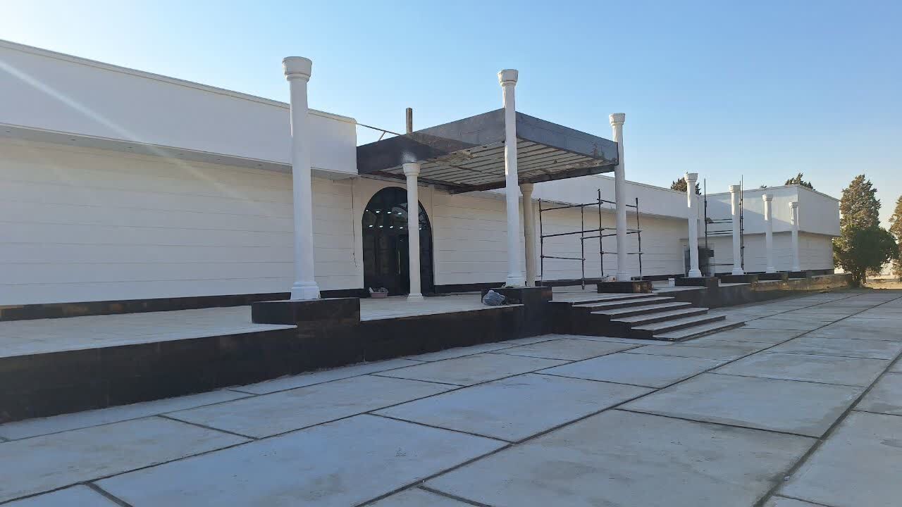 معاون استاندار از مجموعه پذیرایی و اقامتی در دست ساخت در مسیر زیاران به طالقان بازدید کرد 