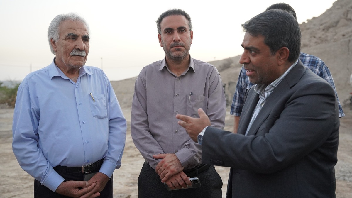 معاون عمرانی استانداری هرمزگان: پروژه انتقال صنوف ناسازگار بندرعباس در مسیر اجراست
