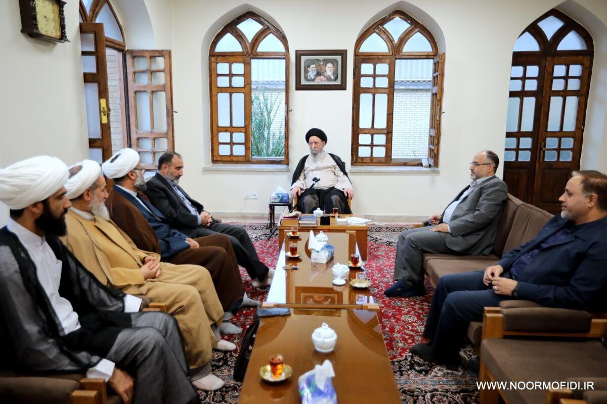 روحانیت و سپاه دو ستون محکم انقلاب هستند