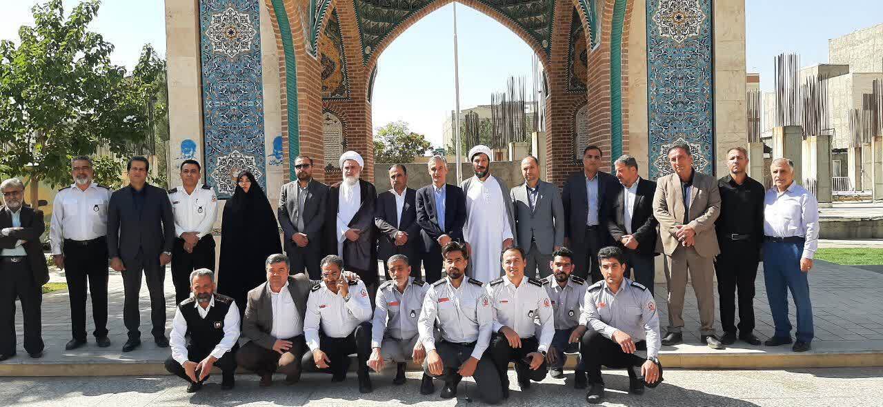 ایثارگران آتشنشان، ستون فقرات ایمنی شهرها هستند ایثارگران آتشنشان، ستون فقرات ایمنی شهرها هستند