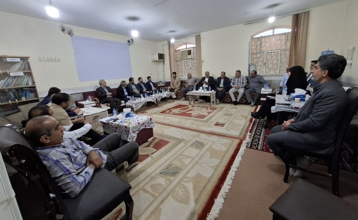 معاون استاندار خوزستان: اجرای طرح شناسنامه منطقه‌ای و بهره‌گیری از ظرفیت‌های محلی در دستور کار است / مشارکت مردمی کلید توسعه پایدار کوی علوی اهواز است