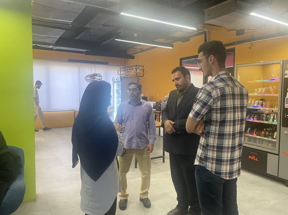 بازدید معاونت جوانان اداره کل ورزش و جوانان قم از مجموعه‌های خلاق و نوآور استان