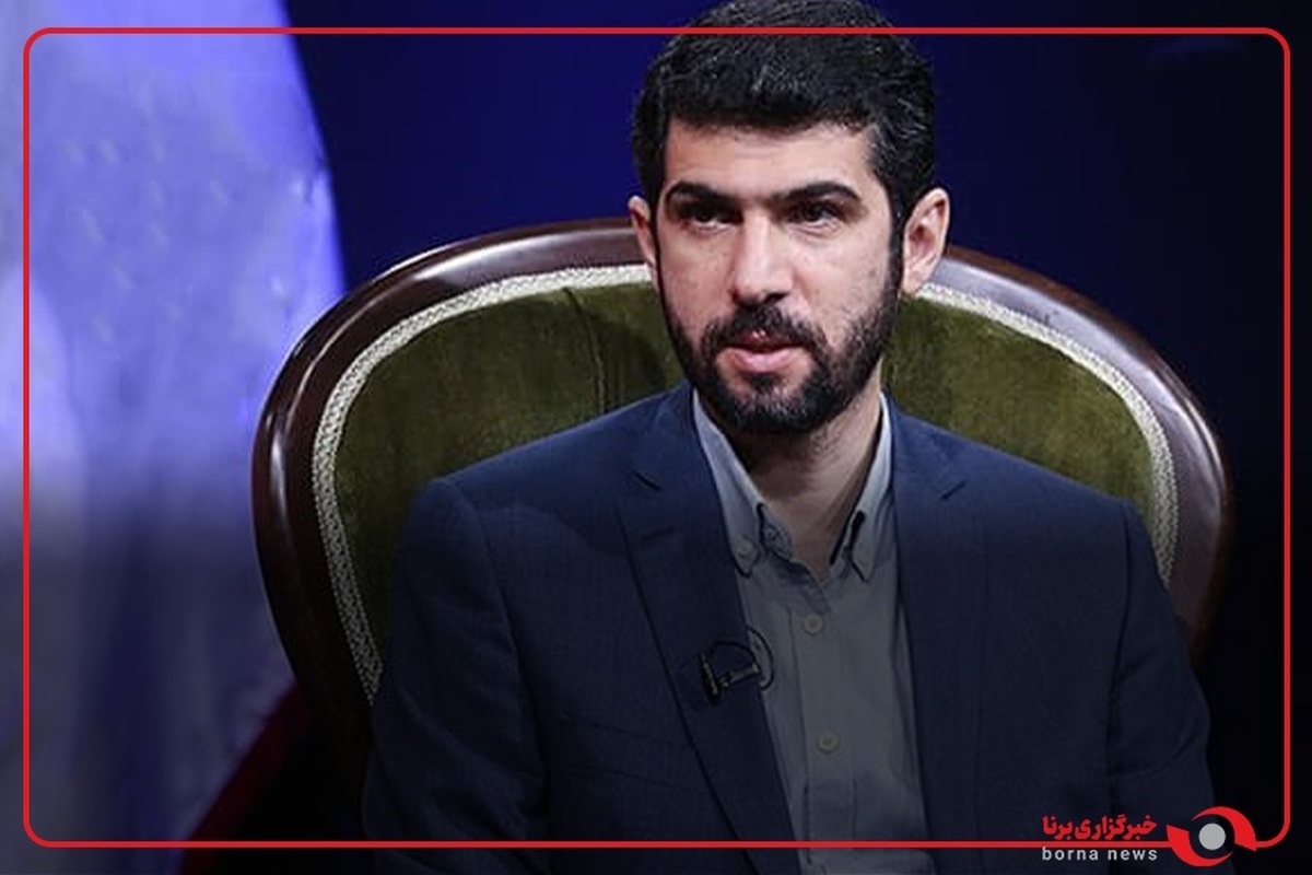 محمد آخوندی عضو شورای شهر: استقلال و پرسپولیس تیم‌هایی هستند که شرایط خاصی دارند