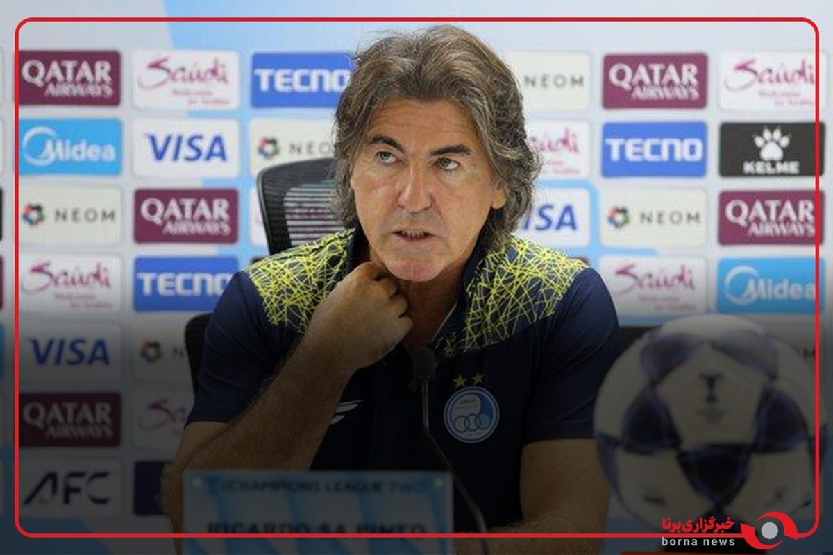 ورود ساپینتو به کنفرانس خبری استقلال - المحرق