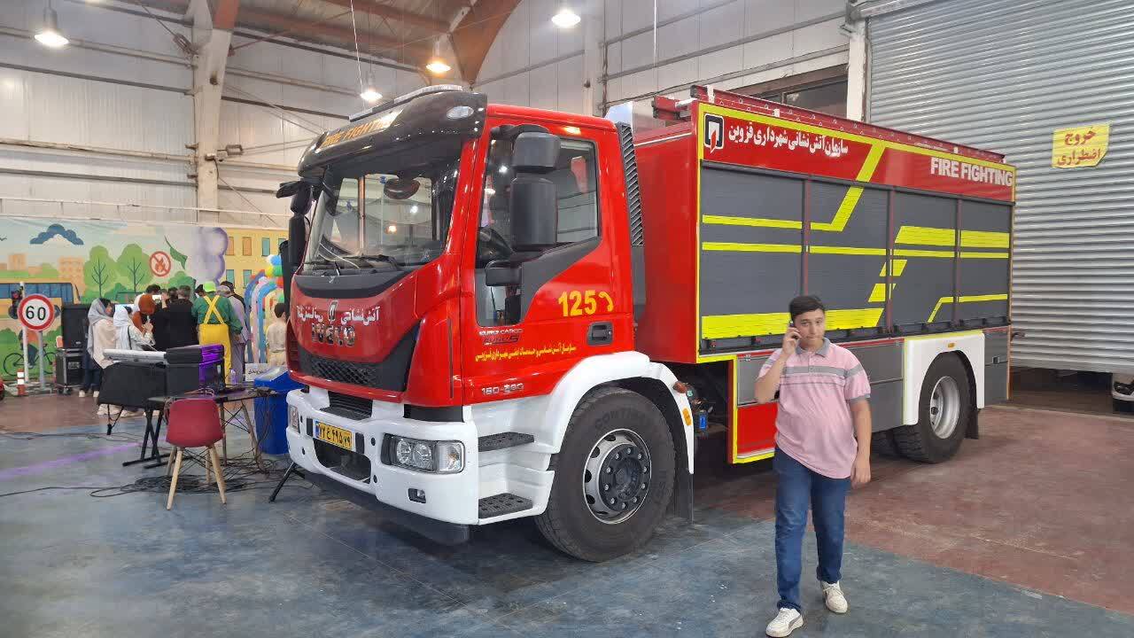 نمایشگاه دستاوردهای مدیریت شهری در قزوین افتتاح شد