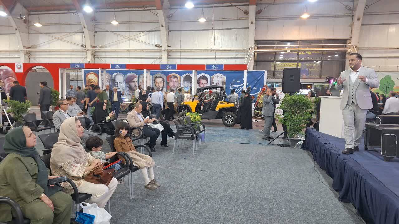 نمایشگاه دستاوردهای مدیریت شهری در قزوین افتتاح شد