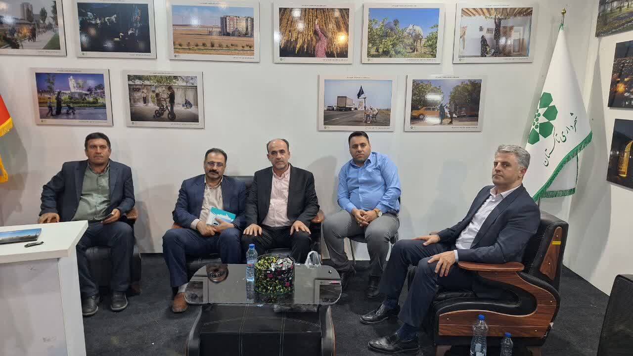 نمایشگاه دستاوردهای مدیریت شهری در قزوین افتتاح شد