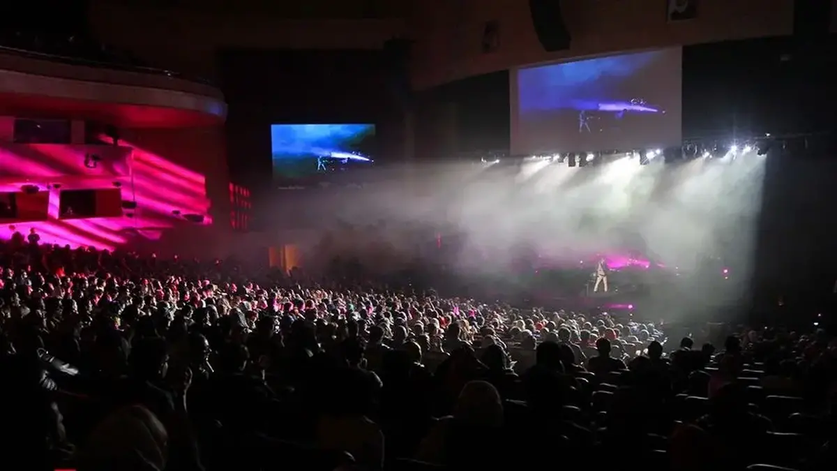 تکذیب خبر برگزاری کنسرت محسن یگانه در فضای باز یزد