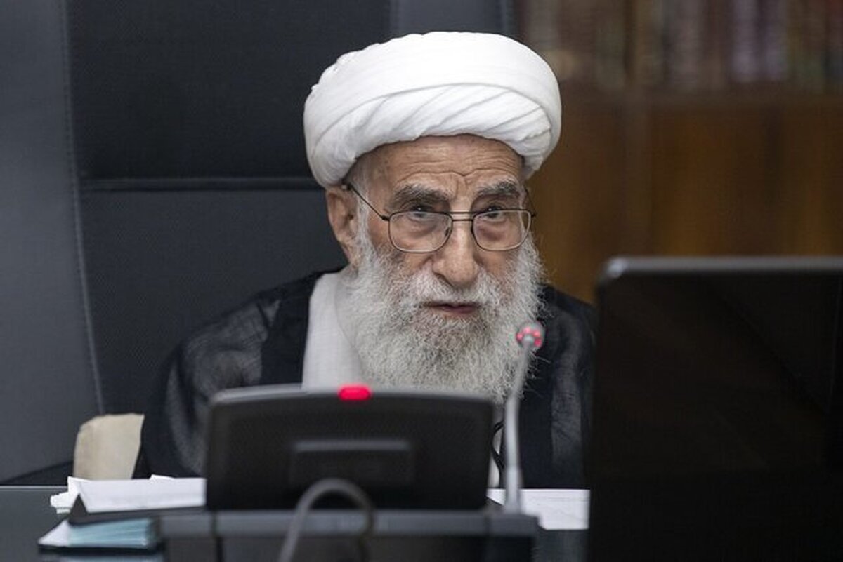 آیت‌الله جنتی: بازگشت قطعنامه‌های تحریمی غیرقانونی است