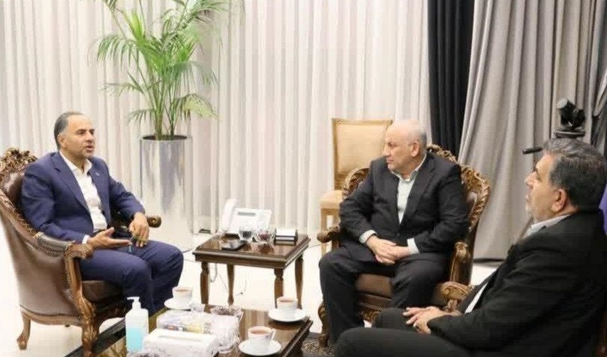 رایزنی‌های مالی استاندار مازندران در نشست با مدیرعامل بانک تجارت کشور