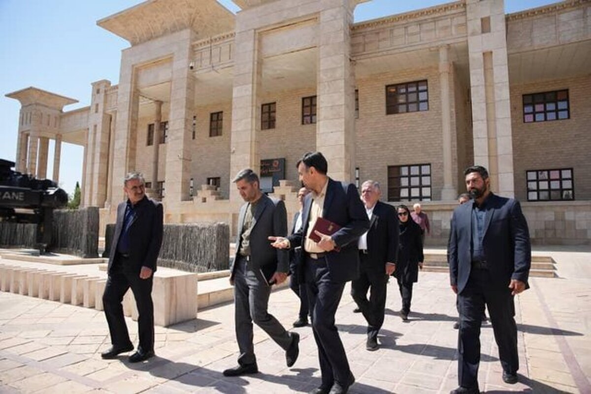 دادستان فارس: تأمین امنیت سرمایه‌گذاری زمینه‌ساز تبدیل استان به قطب صنعتی کشور خواهد بود